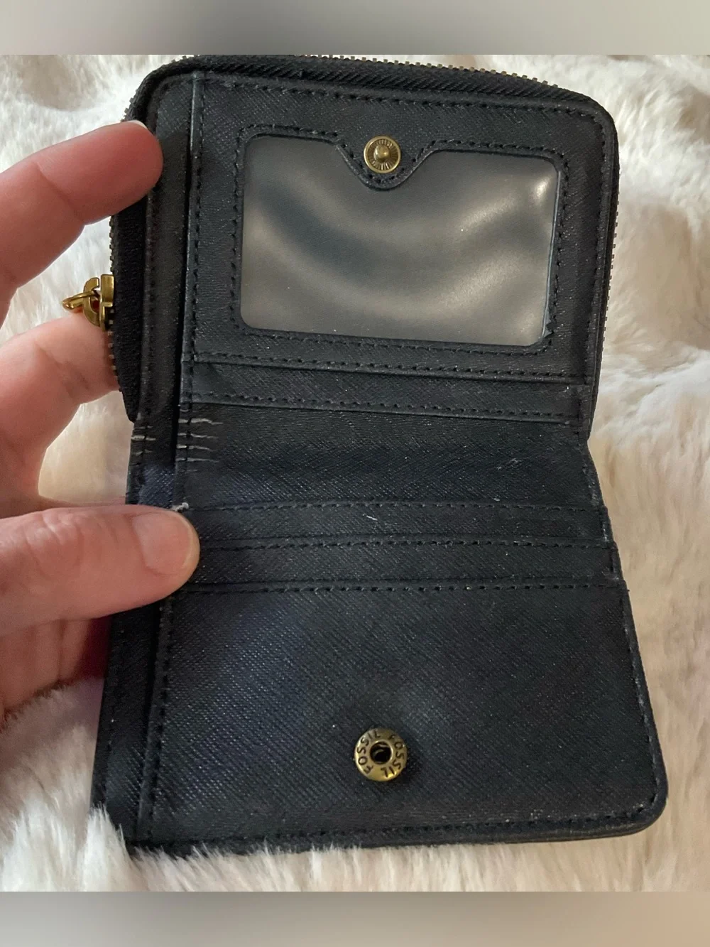Fossil Logan zip-around bifold wallet, black & white dotted lines, gold hardware
